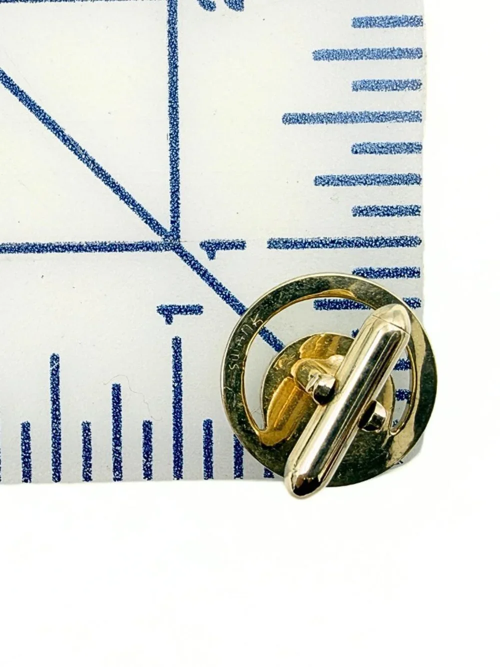 Swank Signed MCM Round Gold Plated Asymmetrical Orbit Thermoset Cufflinks